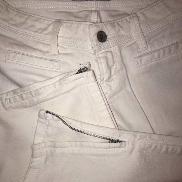 GUESS White Denim Ankle Zip Jeans Size 25 - Picture 5 of 6
